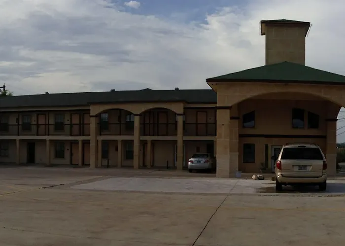 Pinn Road Inn And Suites Lackland Afb And Seaworld